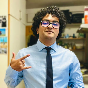 Meet your Posher, Amit